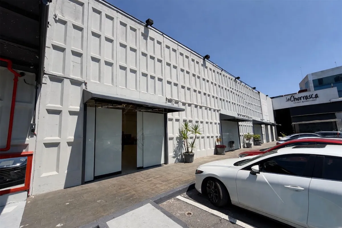 Local A, La Isla Angelópolis - foto 1