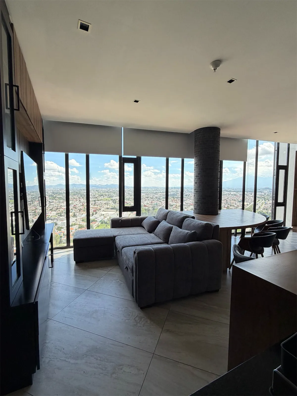 Torre Quore Penthouse #2401 (amueblado) - foto 2