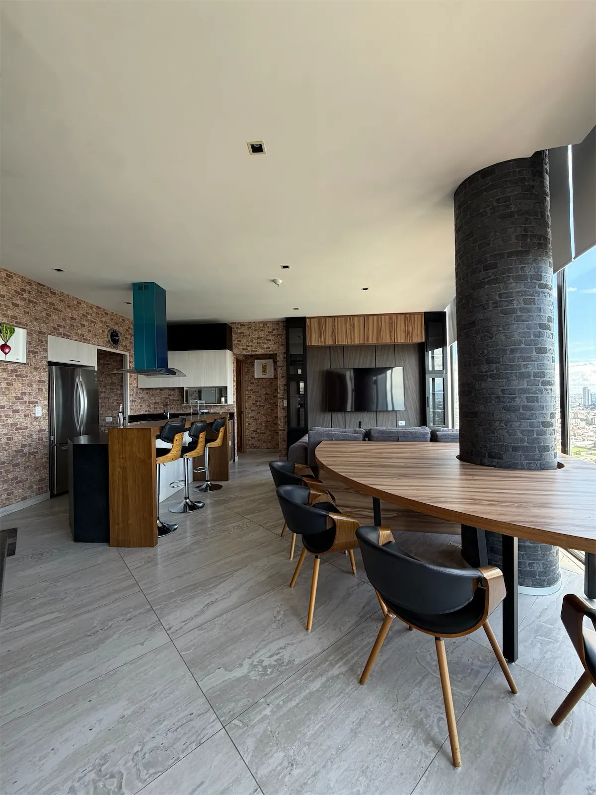 Torre Quore Penthouse #2401 (amueblado) - foto 4